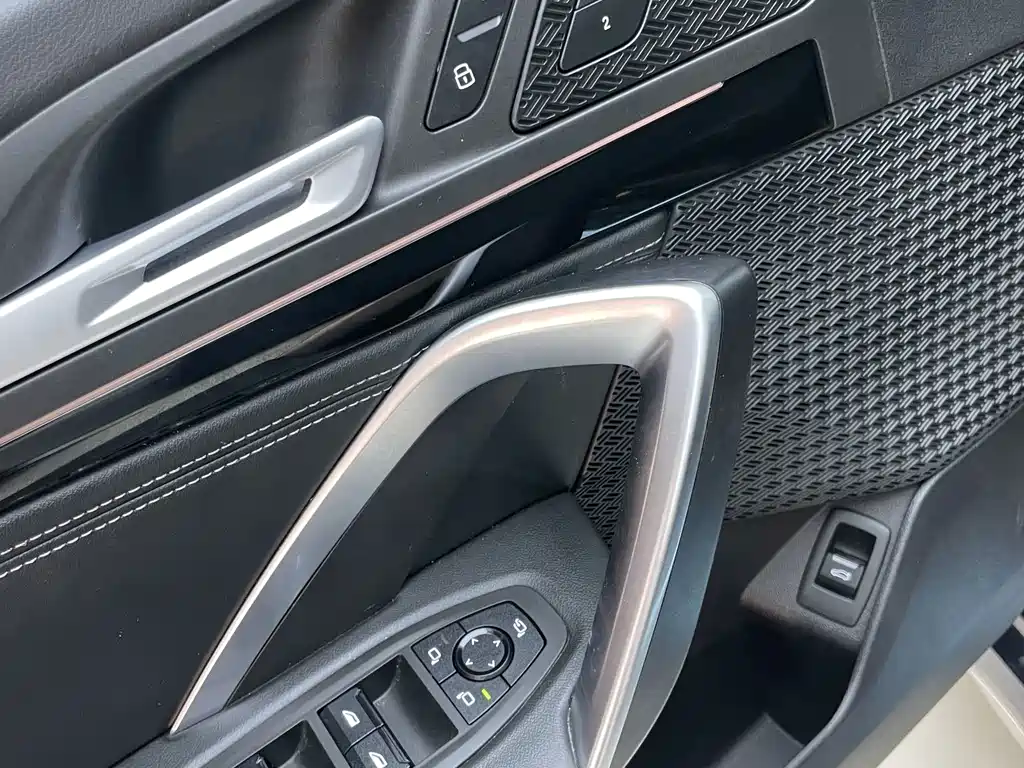 BMW X1 — миниатюра 17