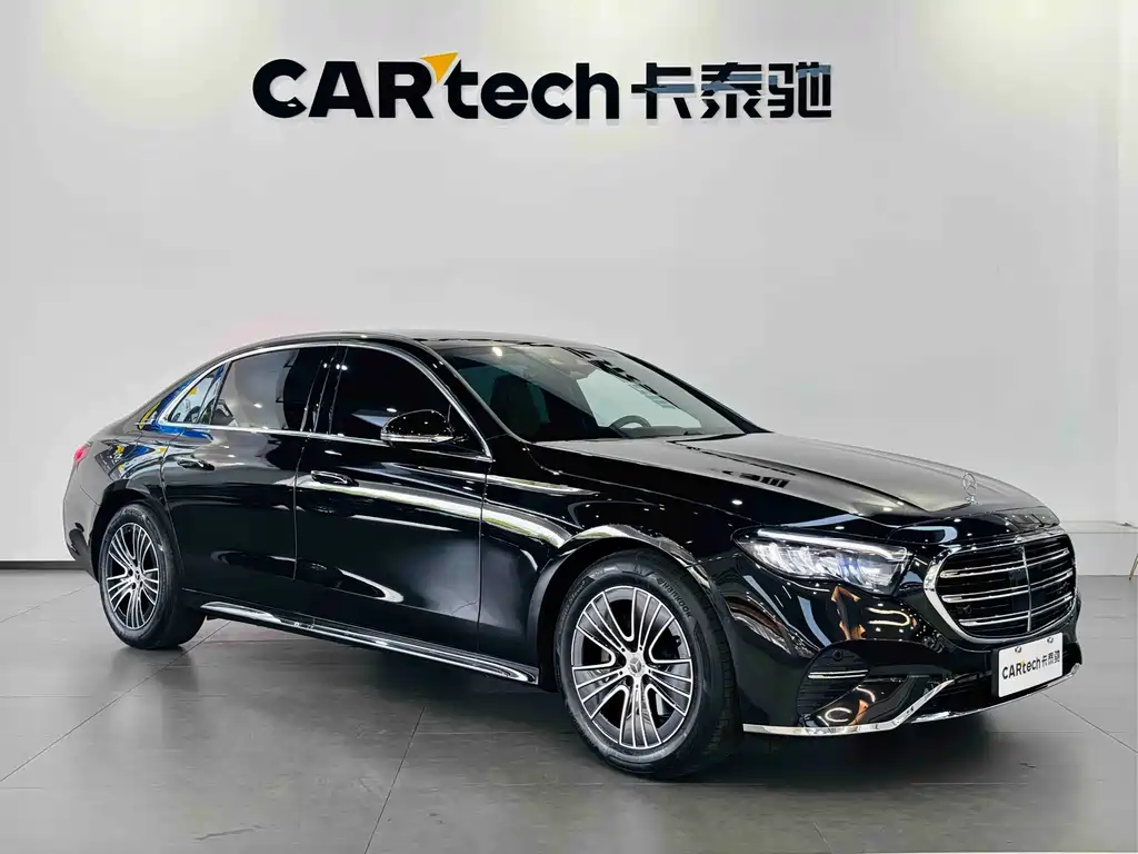 Mercedes-Benz E-Class — миниатюра 3
