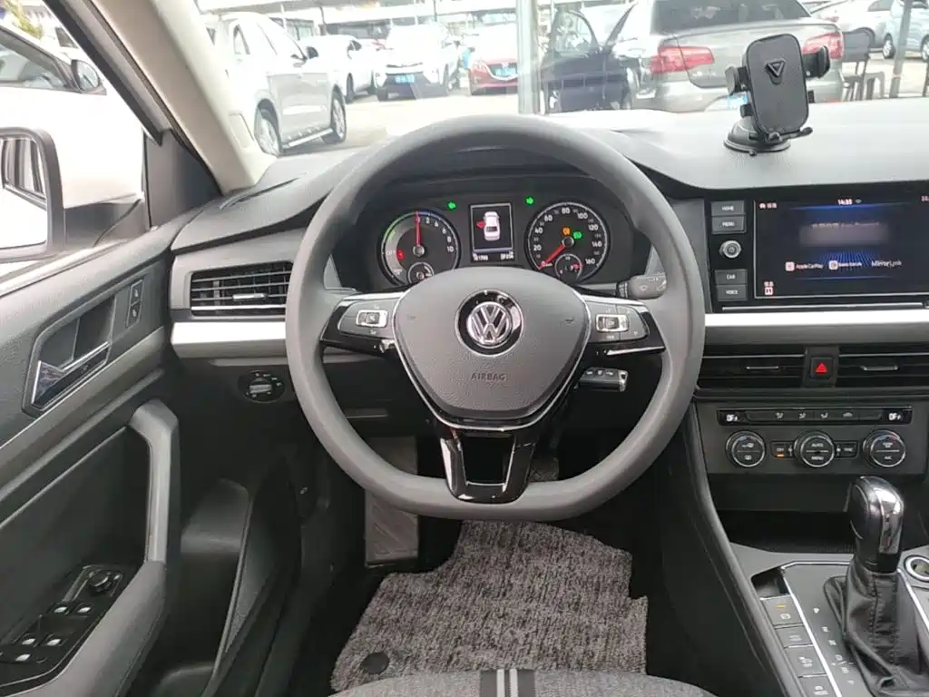 Volkswagen Lavida Pure Electric — миниатюра 11