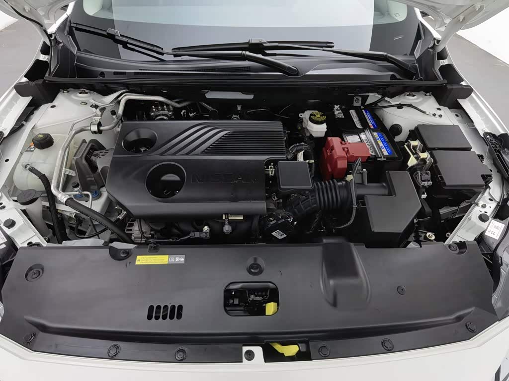 Nissan Sylphy 1.6 л 2024 г. Белый, пробег 17300 км