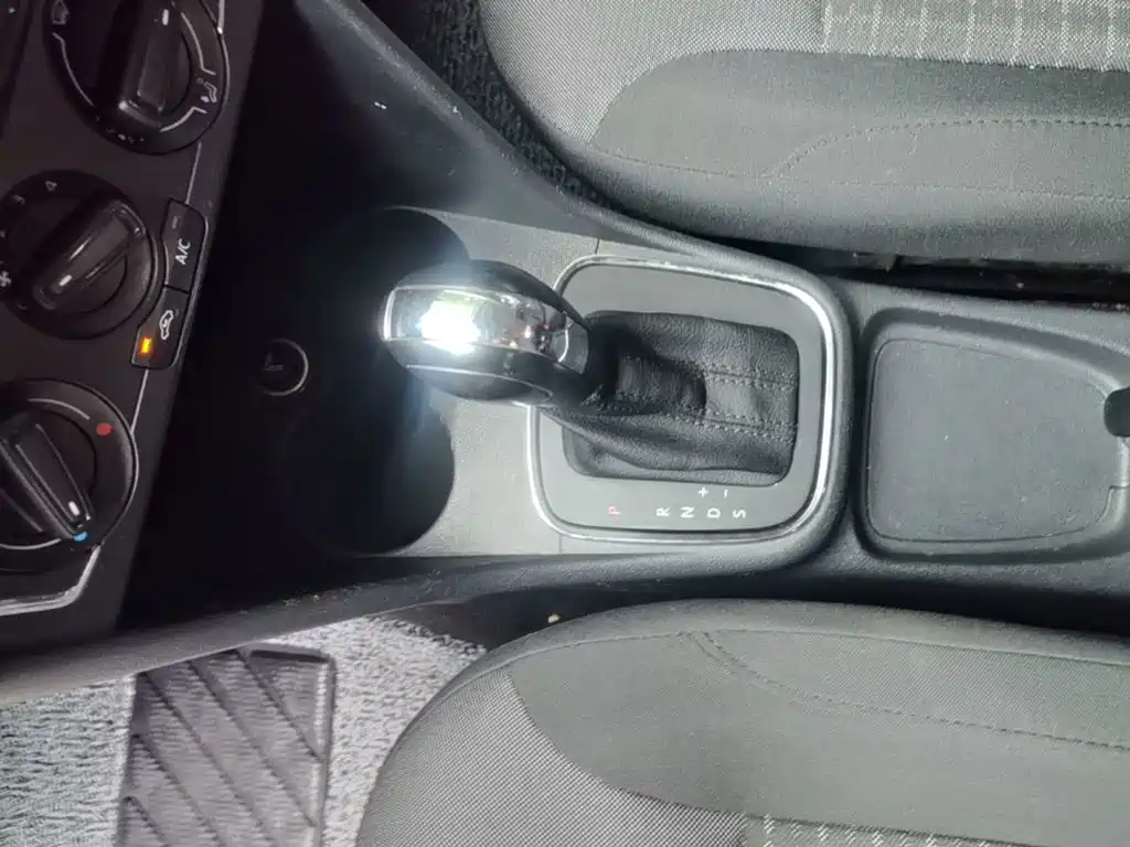 Volkswagen Polo — миниатюра 14