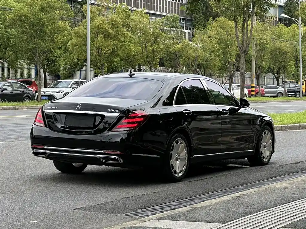 Mercedes-Benz S-Class — миниатюра 6
