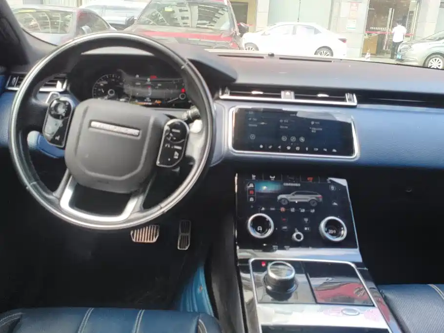 Land Rover Velar — миниатюра 12