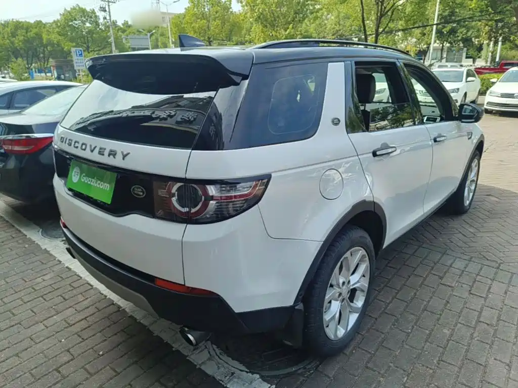 Land Rover Discovery Sport — миниатюра 7