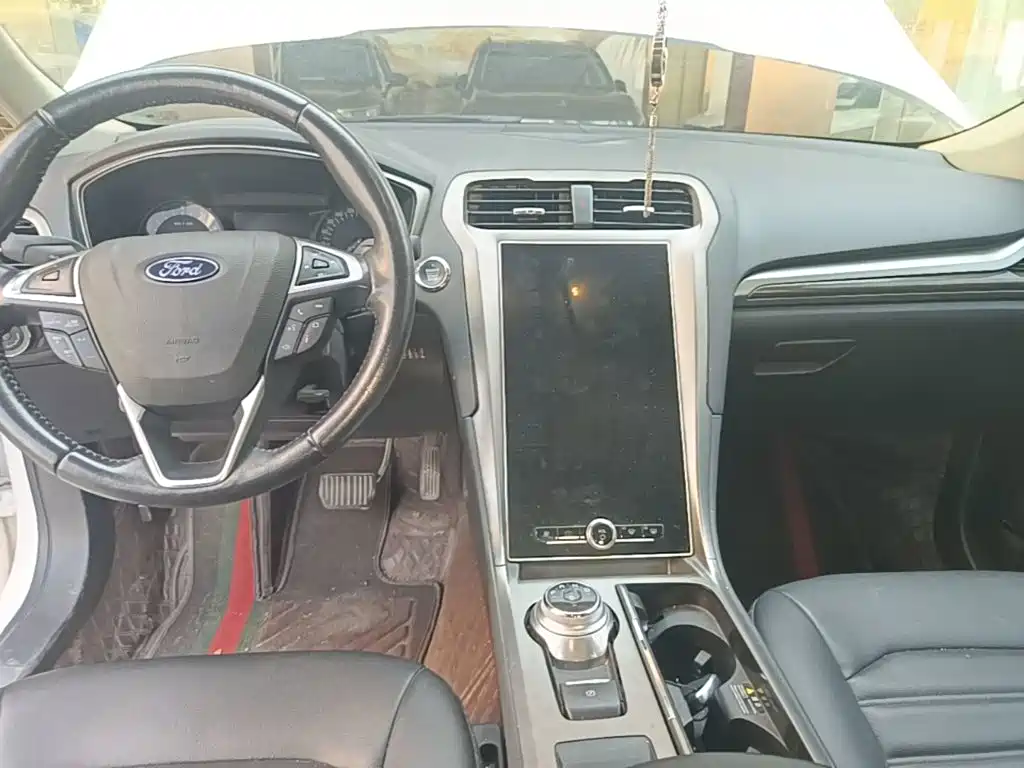 Ford Mondeo — миниатюра 13