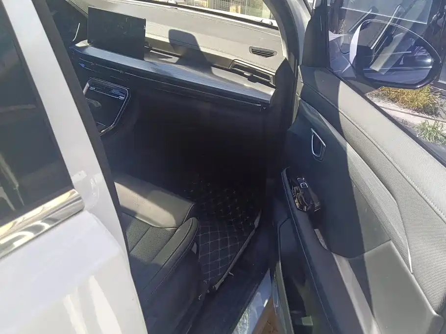 Wuling Xingchen — миниатюра 8