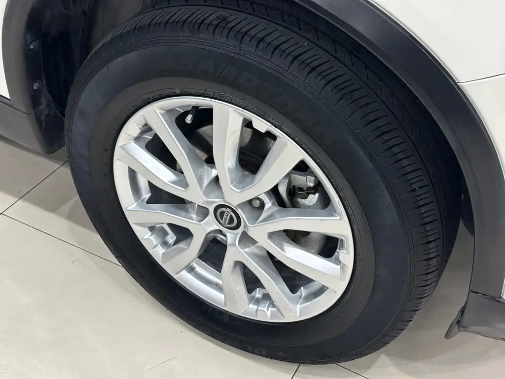 Nissan X-Trail — миниатюра 24