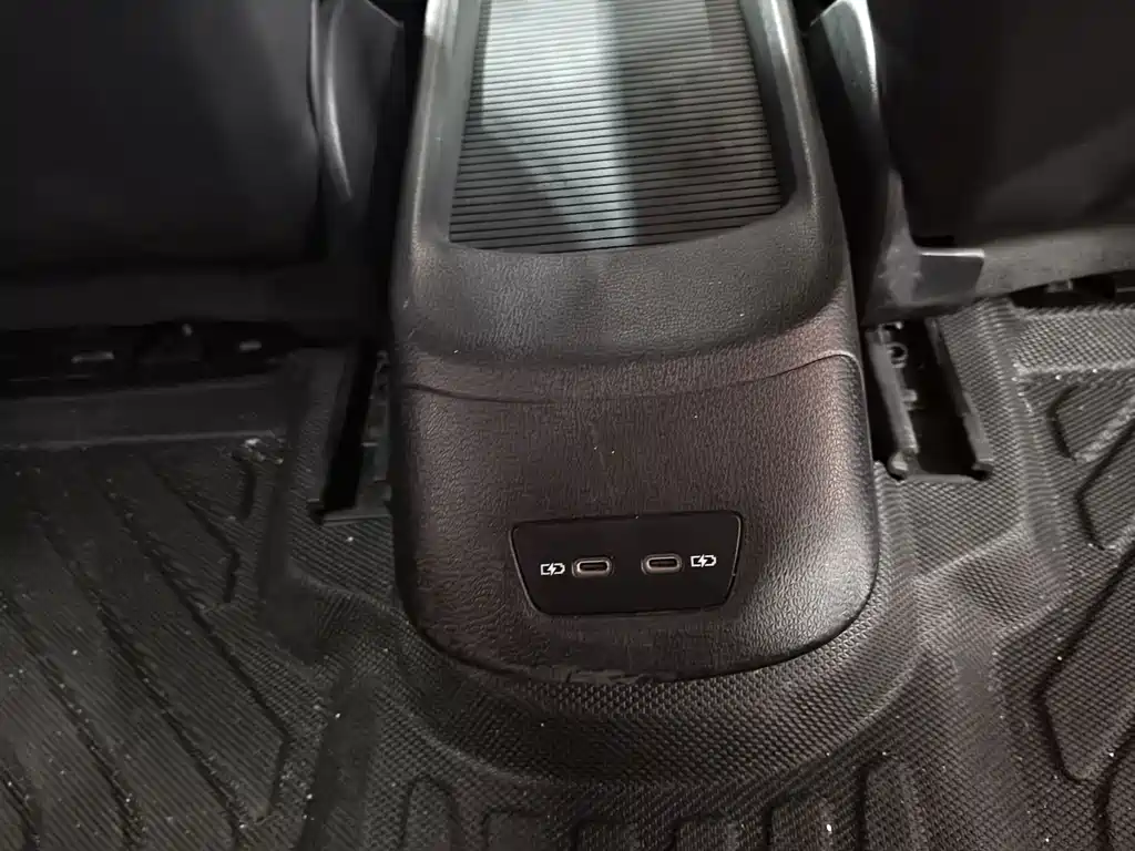 Volkswagen ID.3 — миниатюра 10