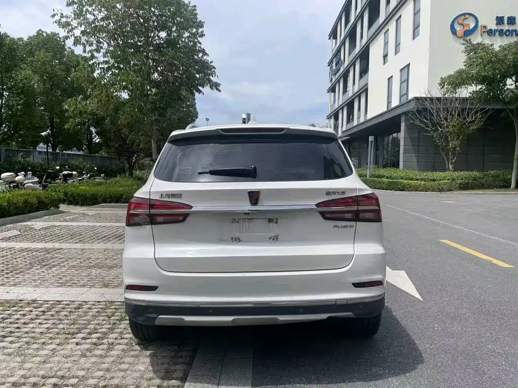 Roewe RX5 New Energy — миниатюра 9