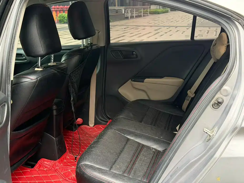 Honda City — миниатюра 8