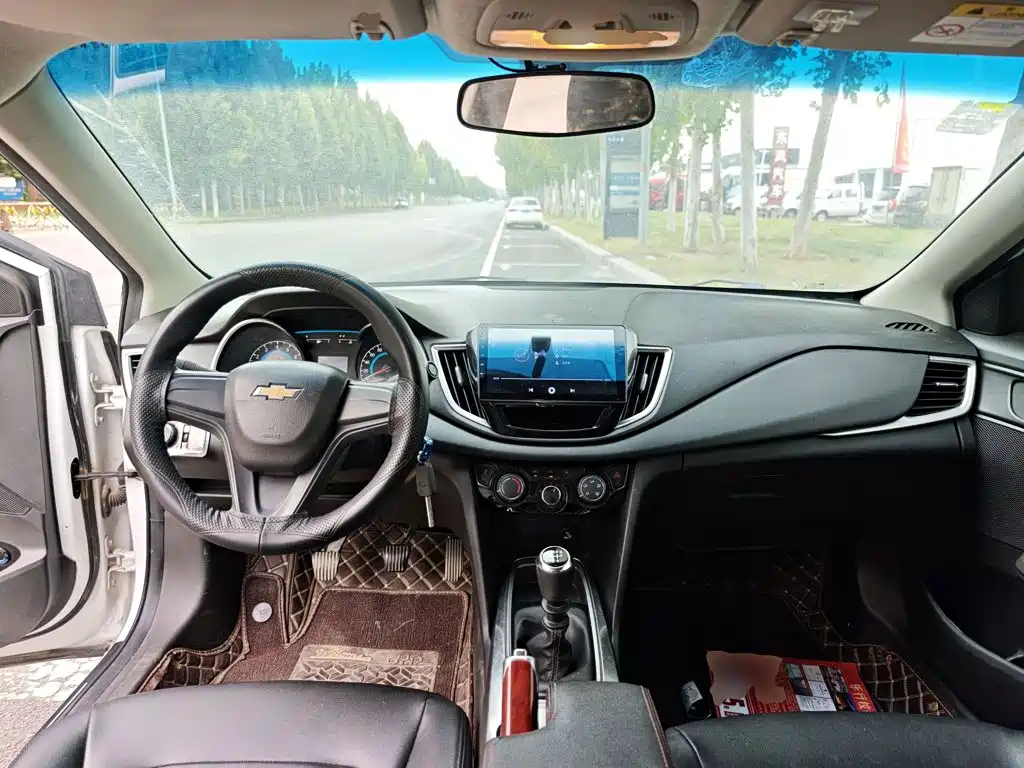 Chevrolet Cavalier — миниатюра 10