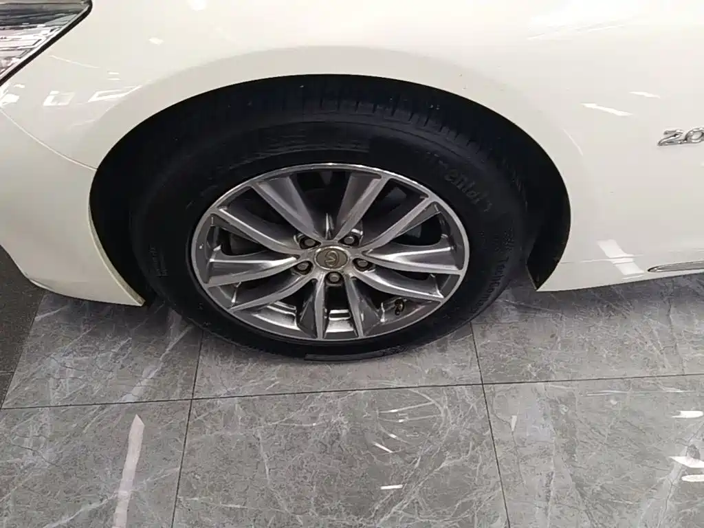 Infiniti Q50L — миниатюра 23