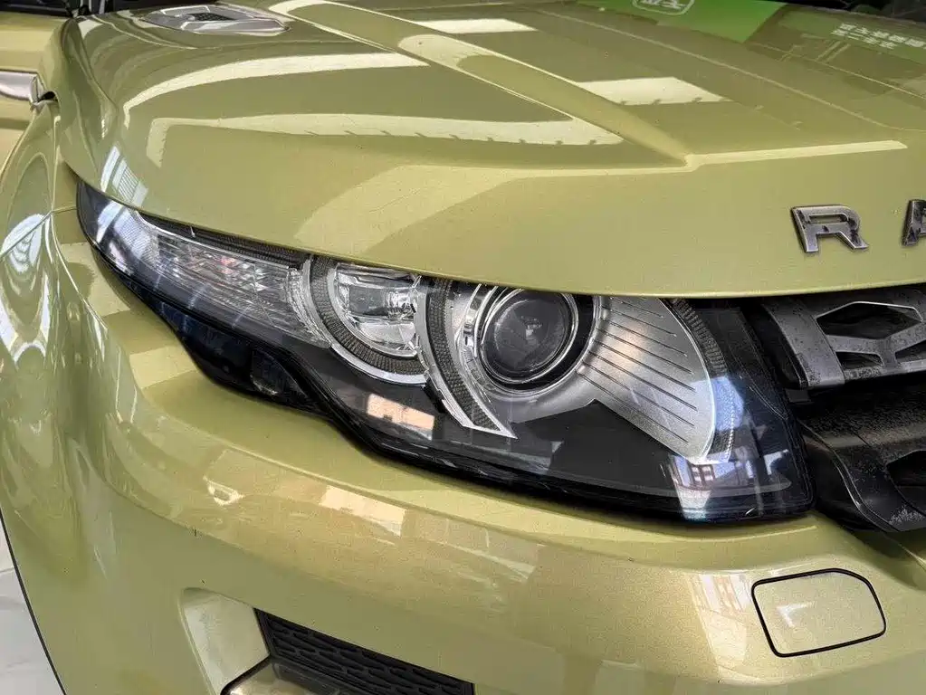 Land Rover Evoque (Import) — миниатюра 26