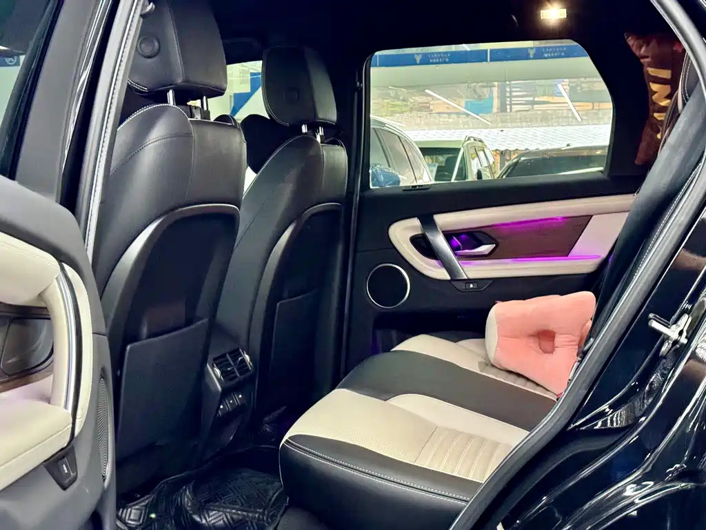 Land Rover Discovery Sport Hybrid — миниатюра 6