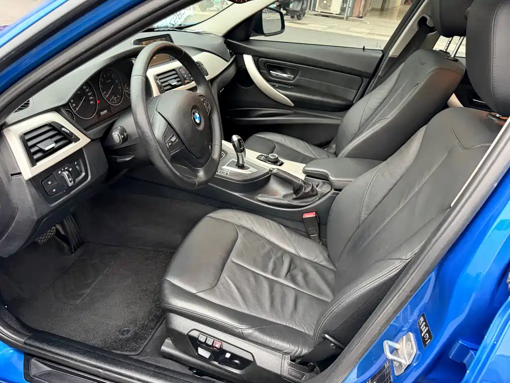 BMW 3 Series — миниатюра 7