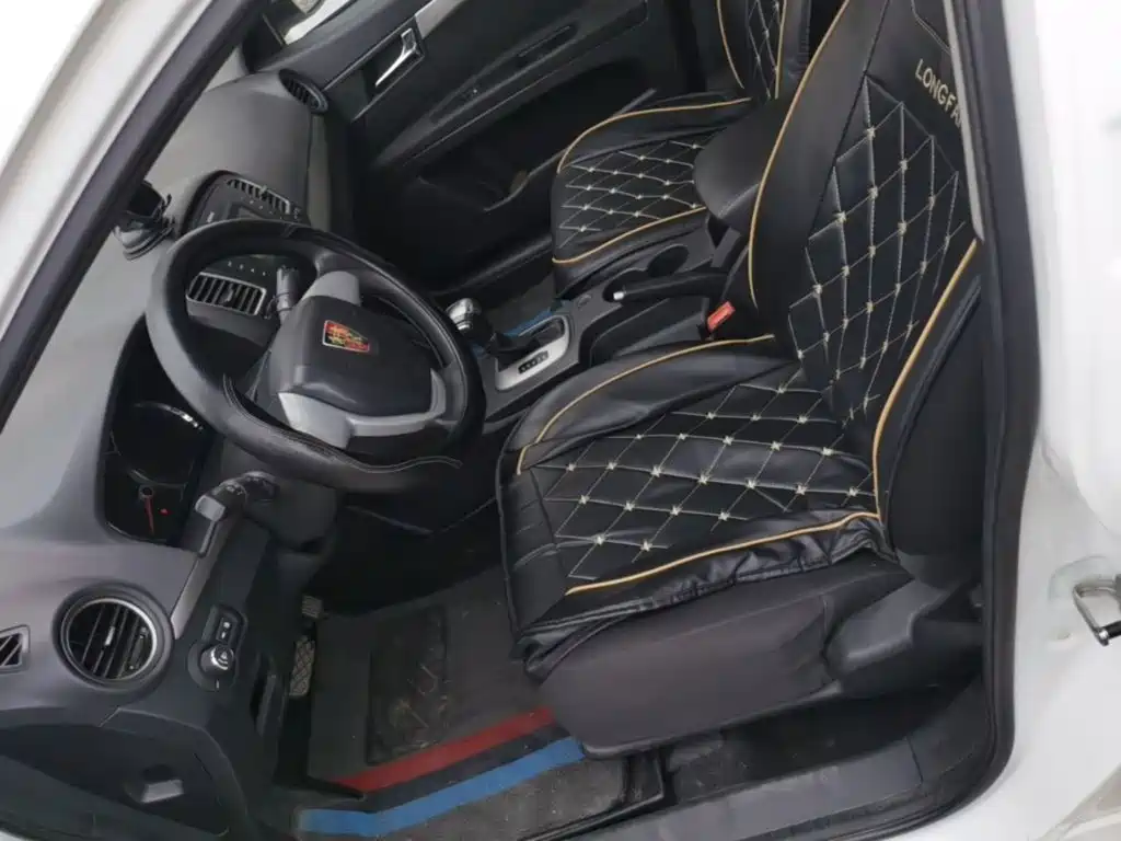 Roewe 350 — миниатюра 15