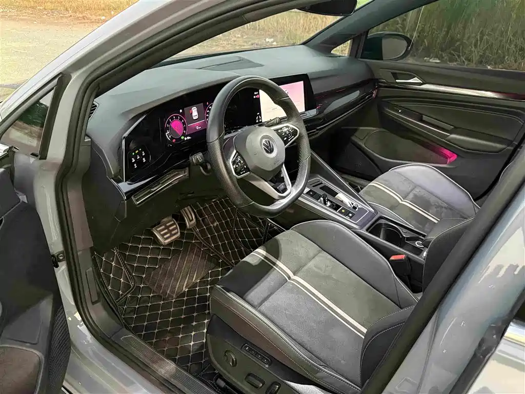 Volkswagen Golf — миниатюра 4