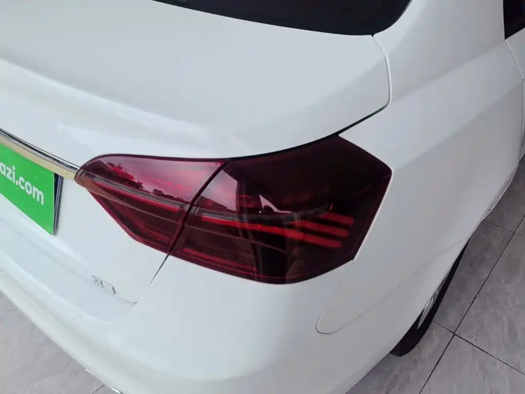 Geely Emgrand — миниатюра 8