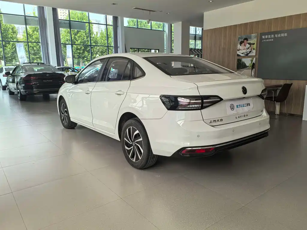 Volkswagen Lavida — миниатюра 15