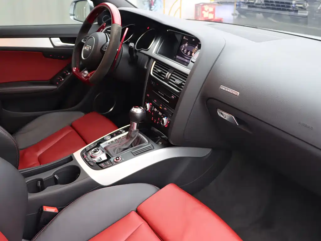 Audi S5 — миниатюра 9