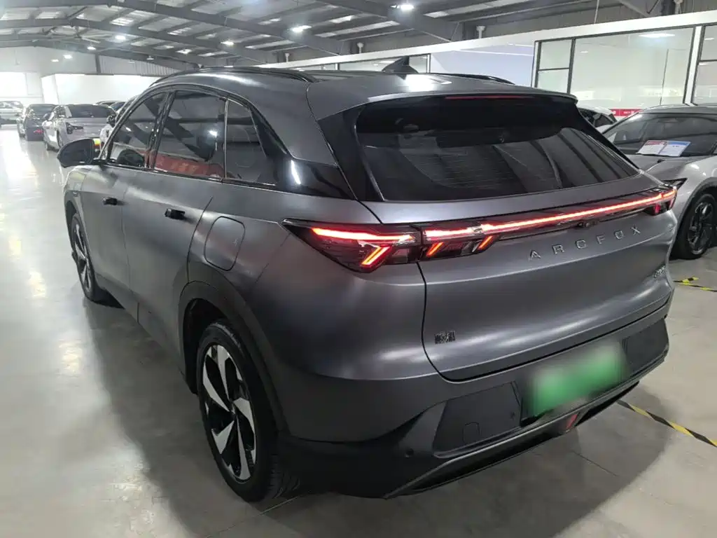 ARCFOX Alpha T5 — миниатюра 5