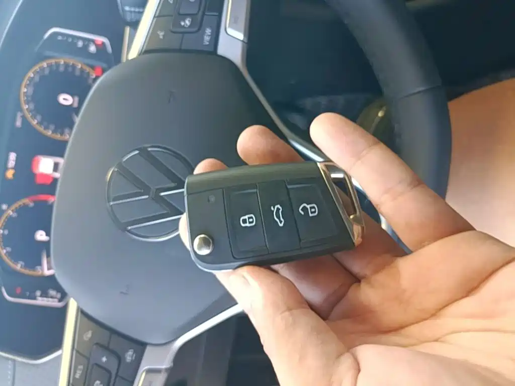 Volkswagen Lavida — миниатюра 9