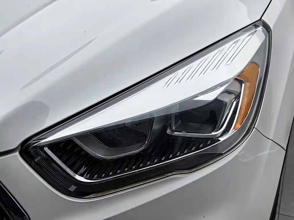Ford Kuga — миниатюра 7