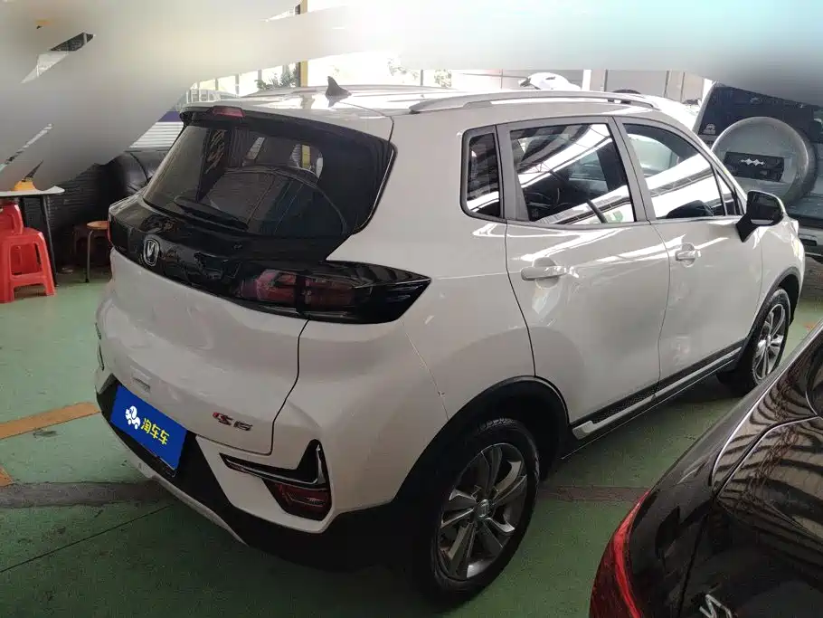 Changan CS15 — миниатюра 3