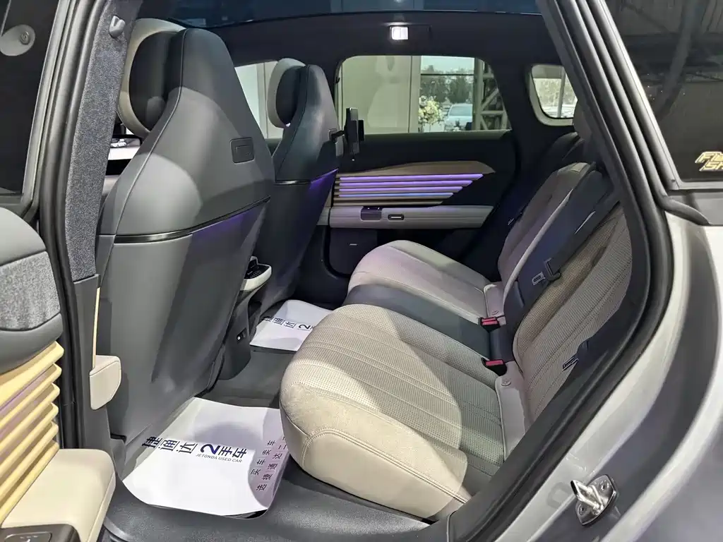 Audi E5 Sportback — миниатюра 12