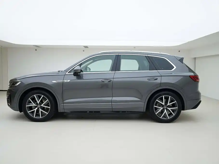 Volkswagen Touareg — миниатюра 3