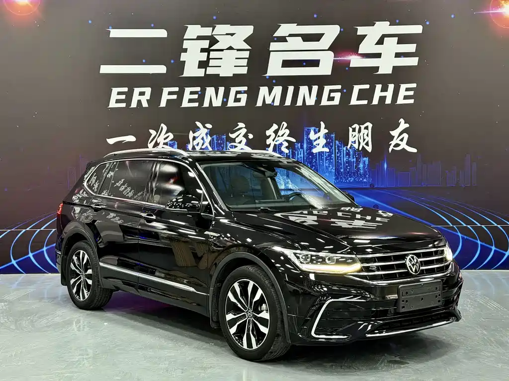 Volkswagen Tiguan L 2023 — фото 3