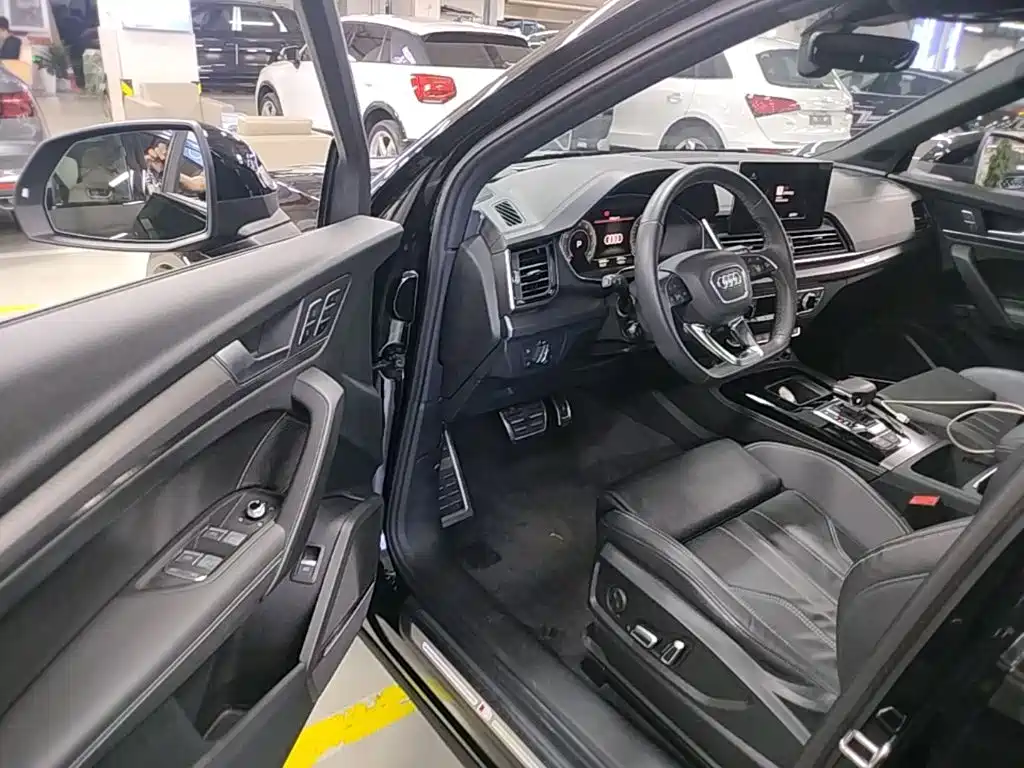 Audi Q5L — миниатюра 21
