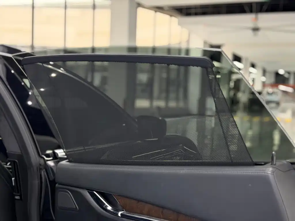 Maserati Quattroporte — миниатюра 6