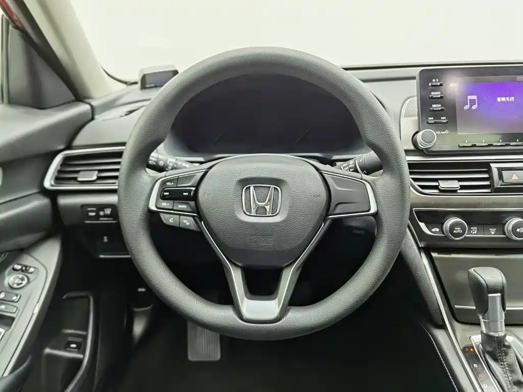 Honda Accord — миниатюра 11