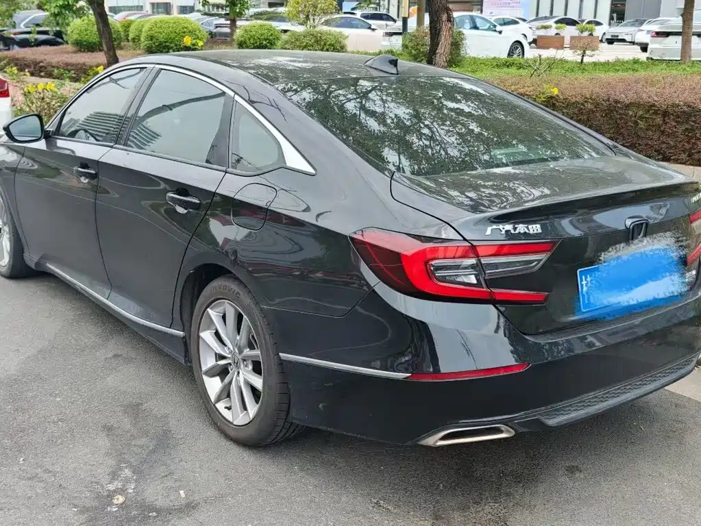 Honda Accord — миниатюра 2