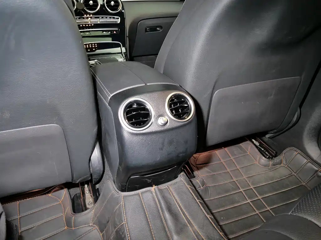 MERCEDES-BENZ GLC COUPE