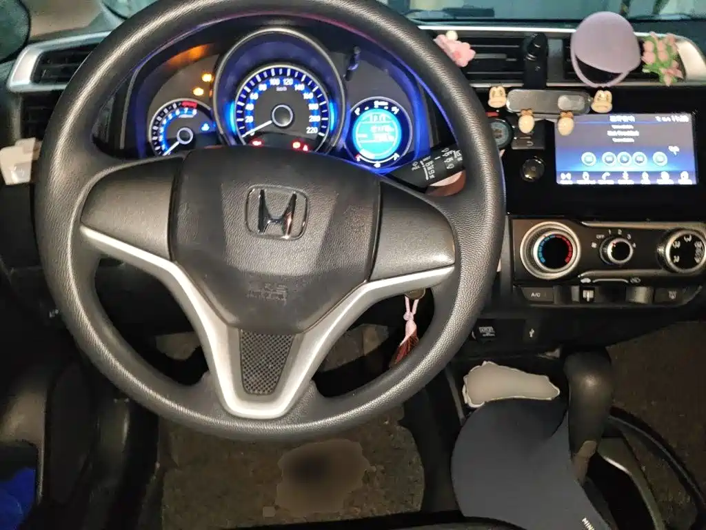 Honda Fit — миниатюра 11