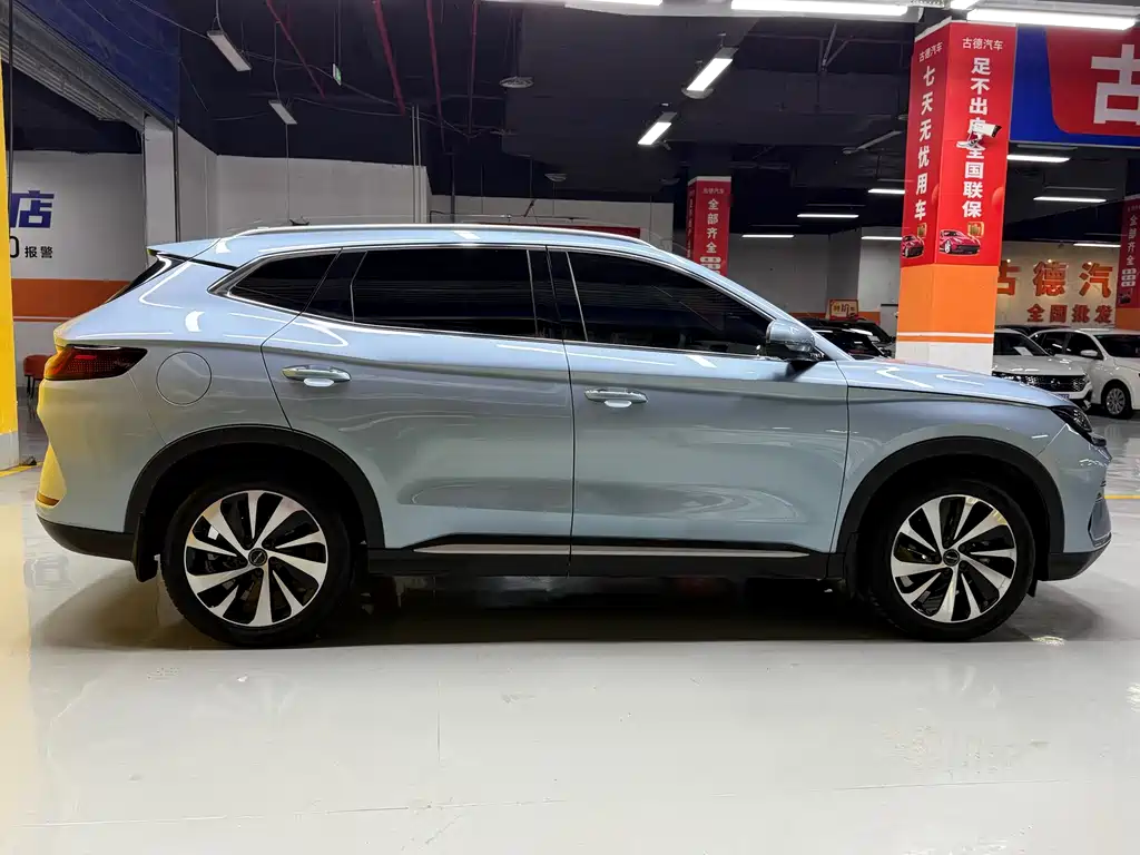 BYD Song Plus PLUS 2023 Champion DM-i 110KM Flagship PLUS