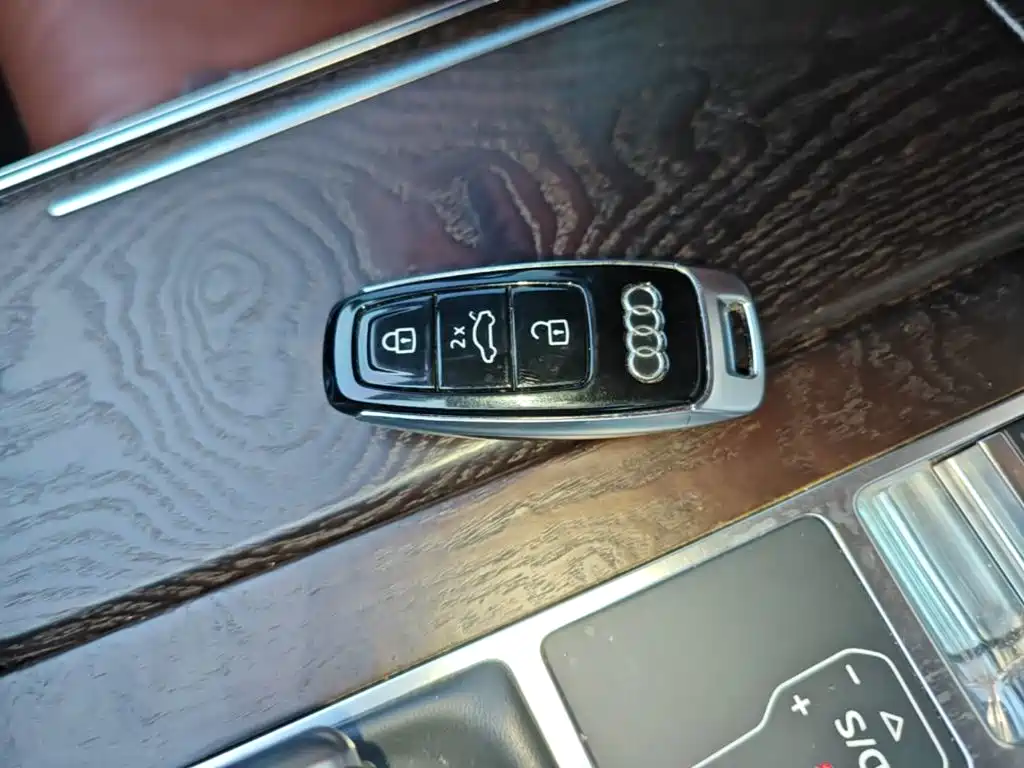 Audi A6L — миниатюра 9