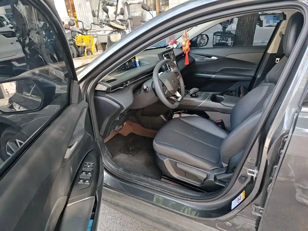 Changan Eado — миниатюра 12