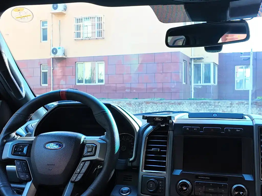 Ford F-150 Raptor — миниатюра 6