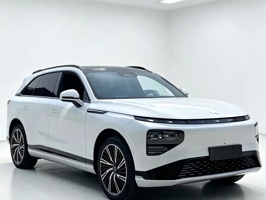 XPeng G9 — миниатюра 3