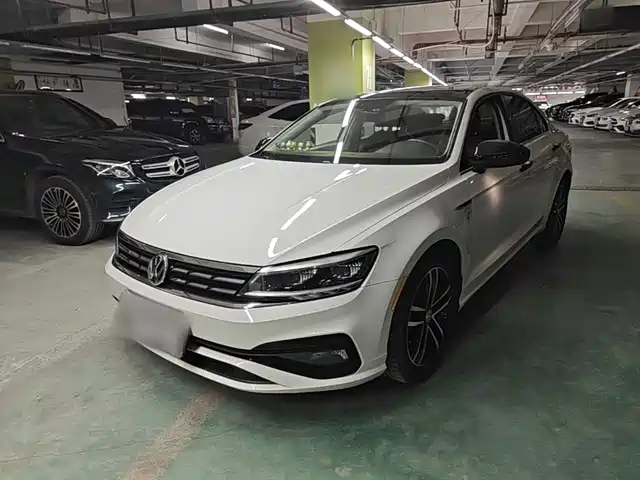 Volkswagen Lamando