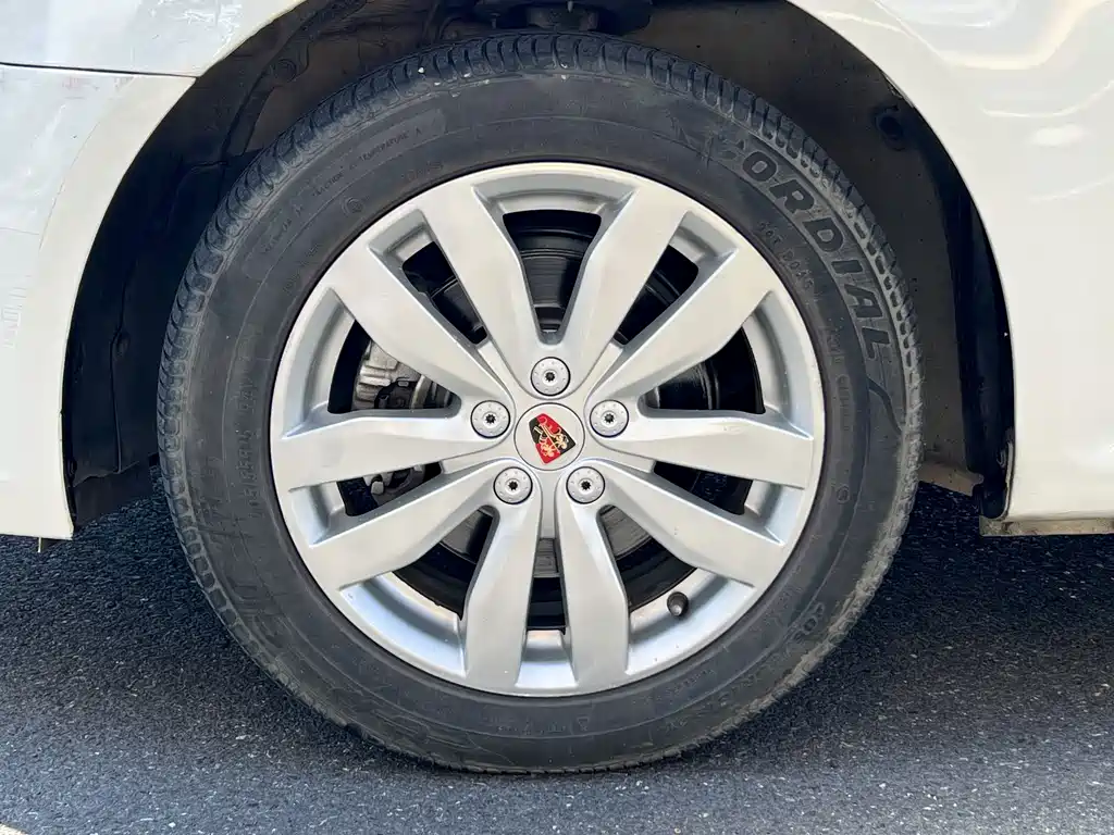 Roewe 350 — миниатюра 14