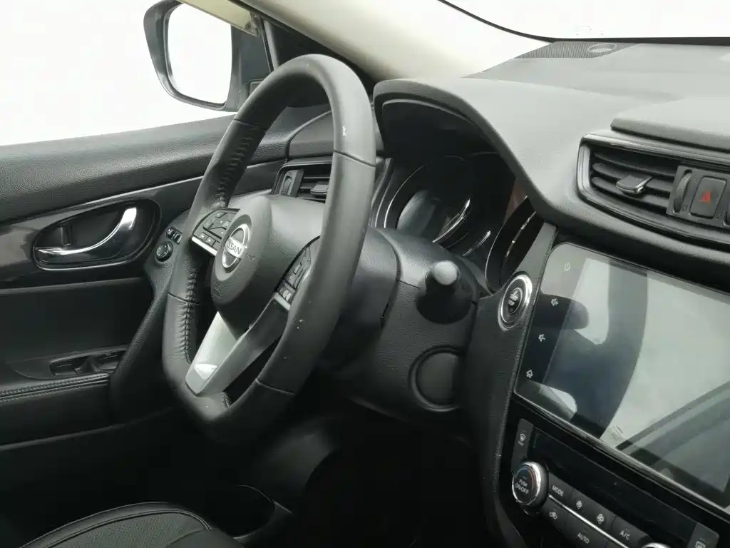 Nissan X-Trail — миниатюра 22