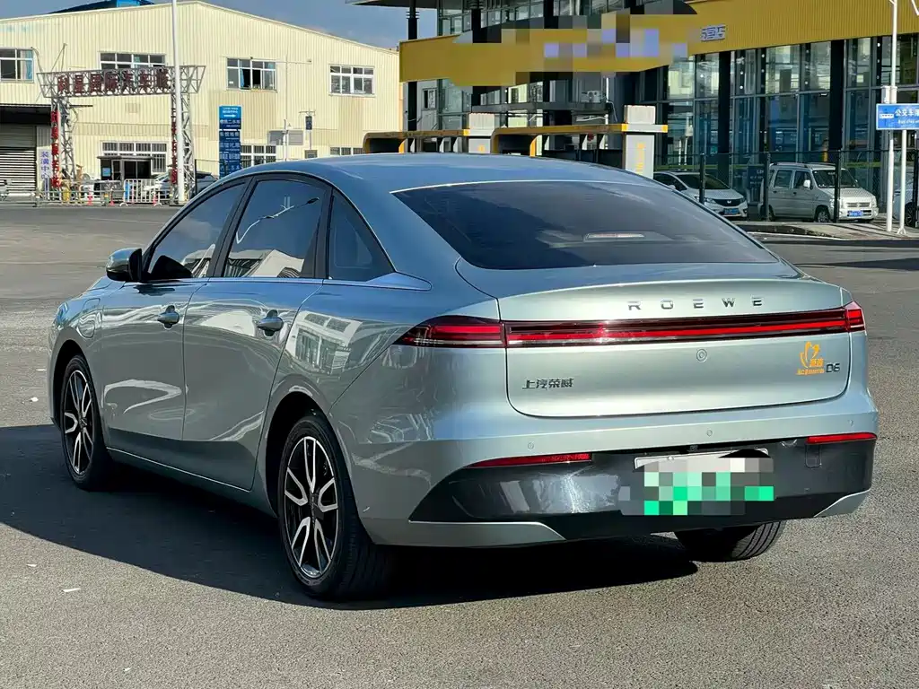 Roewe D6 — миниатюра 9