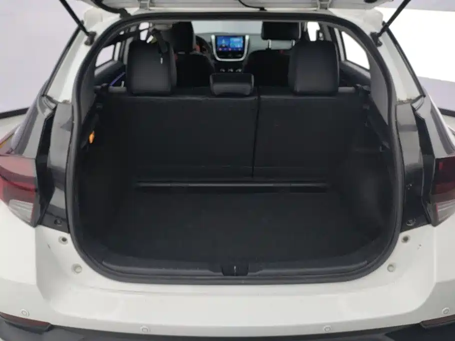 Toyota Yaris L — миниатюра 4