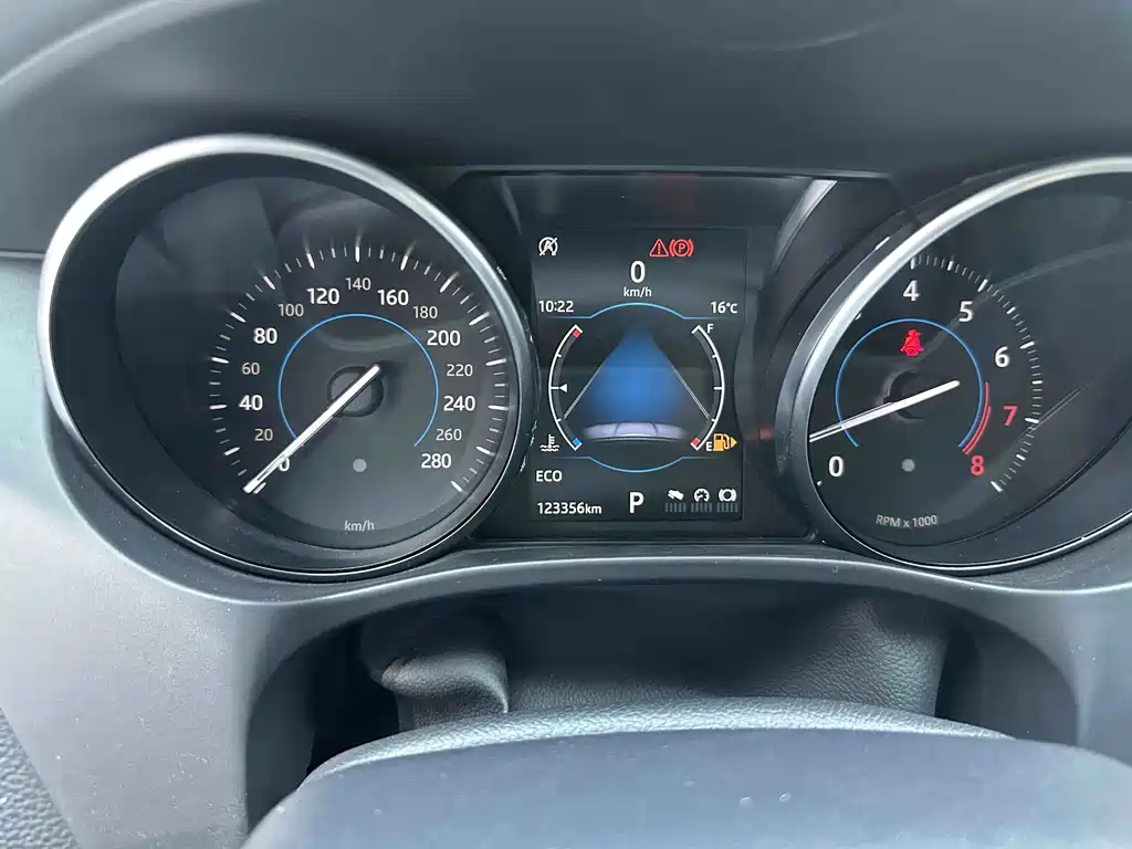 Jaguar F-Pace 2018 2.0T Premium