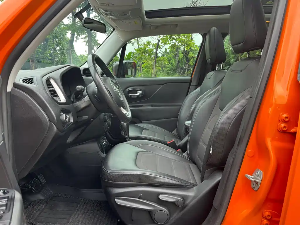 Jeep Renegade — миниатюра 9