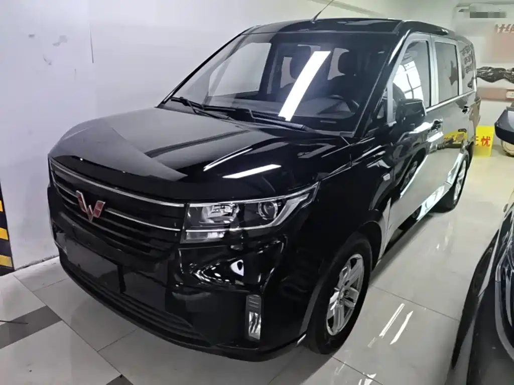 Wuling Hongguang PLUS — миниатюра 2